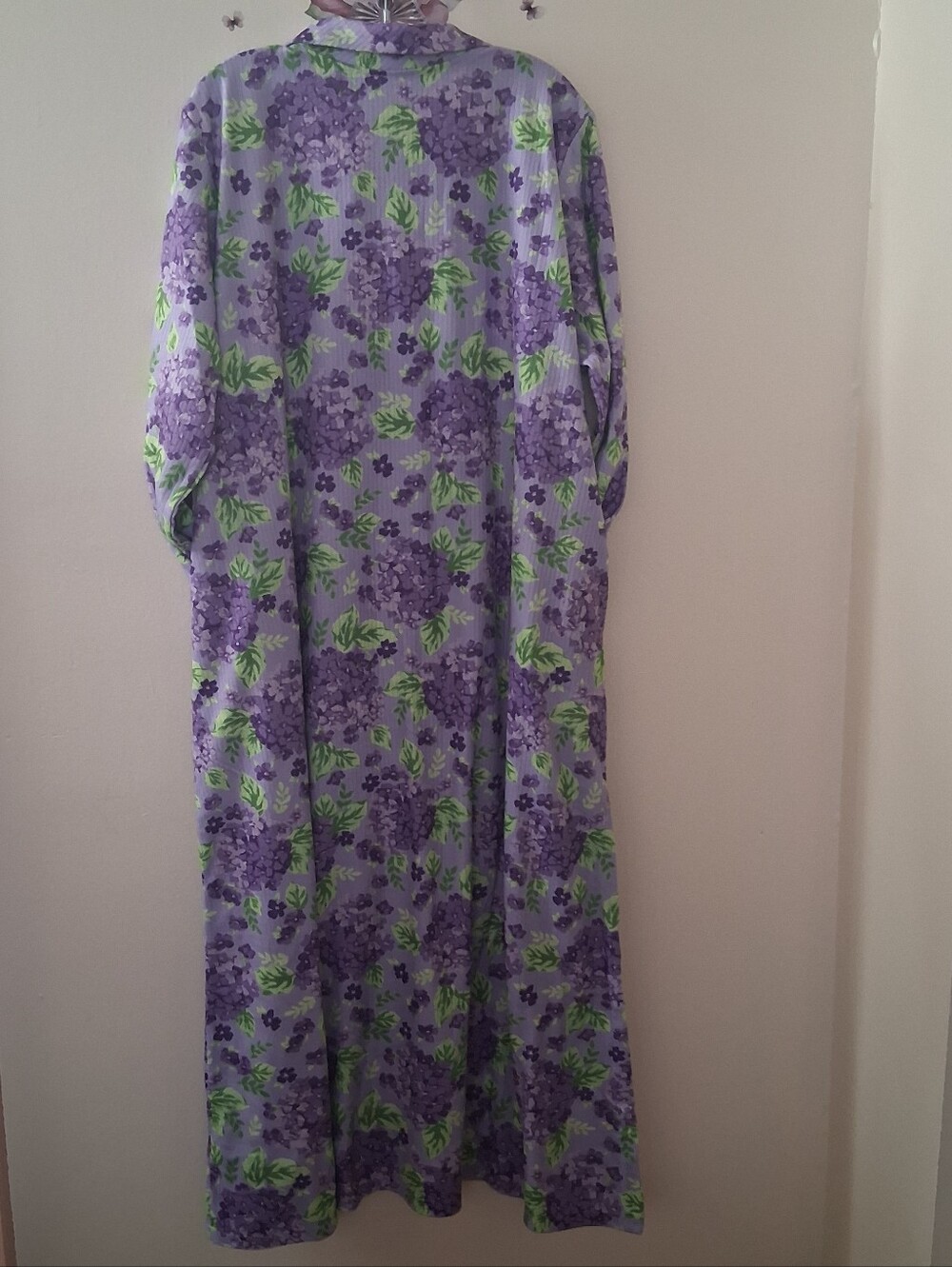 Vintage Anthony Richards Lavender Floral Long Robe 2X Button Down Pockets - Picture 8 of 10